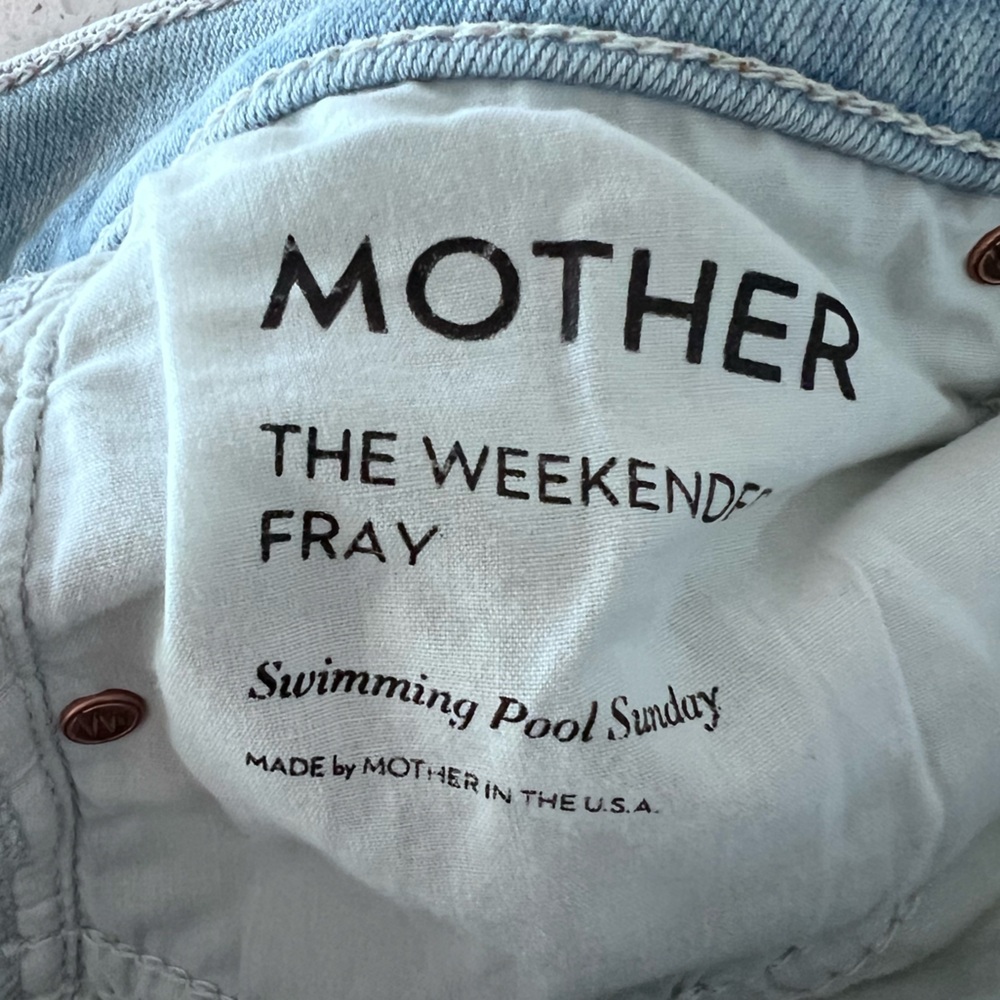 MOTHER Jeans The Weekender Fray Swimming Pool Sunday Size 25 Raw Hem Denim Jeans - Picture 11 of 13